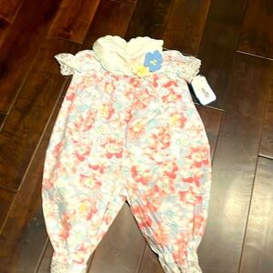 NWT Vintage Romper🌈